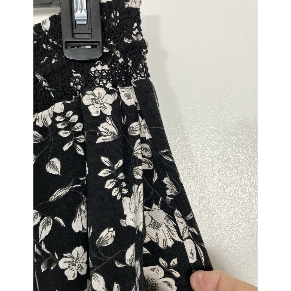 Aeropostale Womens Black White Floral Wide Leg Crop Capris Large NWOT - Picture 5 of 6